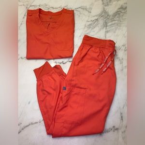 Women’s Med Couture Scrub Set